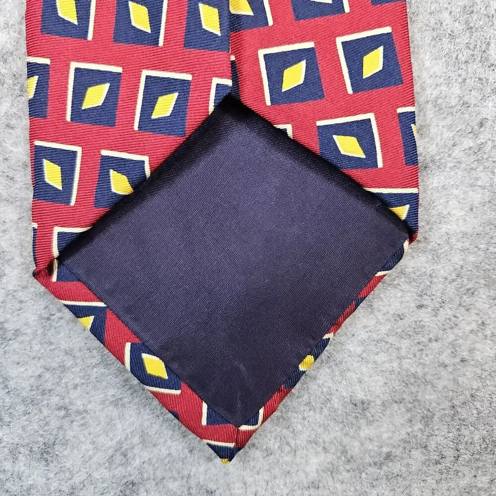 Burberry's Of London Necktie Geometric 100% Pure‎ Silk Hand Sewn USA 4